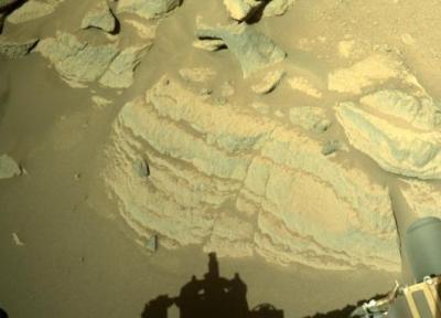 مریخ نورد پشتکار سرنخی شگفت انگیز از آب مایع در مریخ پیدا کرد